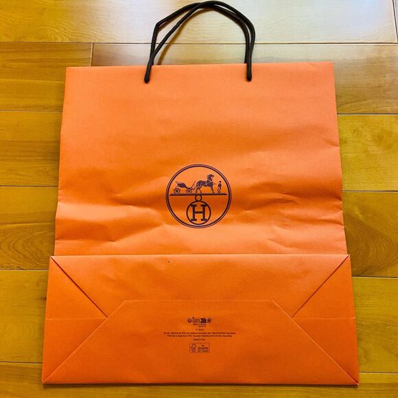 Hermes Paper Shopping Bag - large (18.5" x 16.5" x 6.75") [I] - Picture 4 of 5